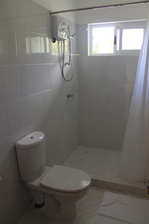 Central Self Catering Apartments Felicite Island Szoba fotó